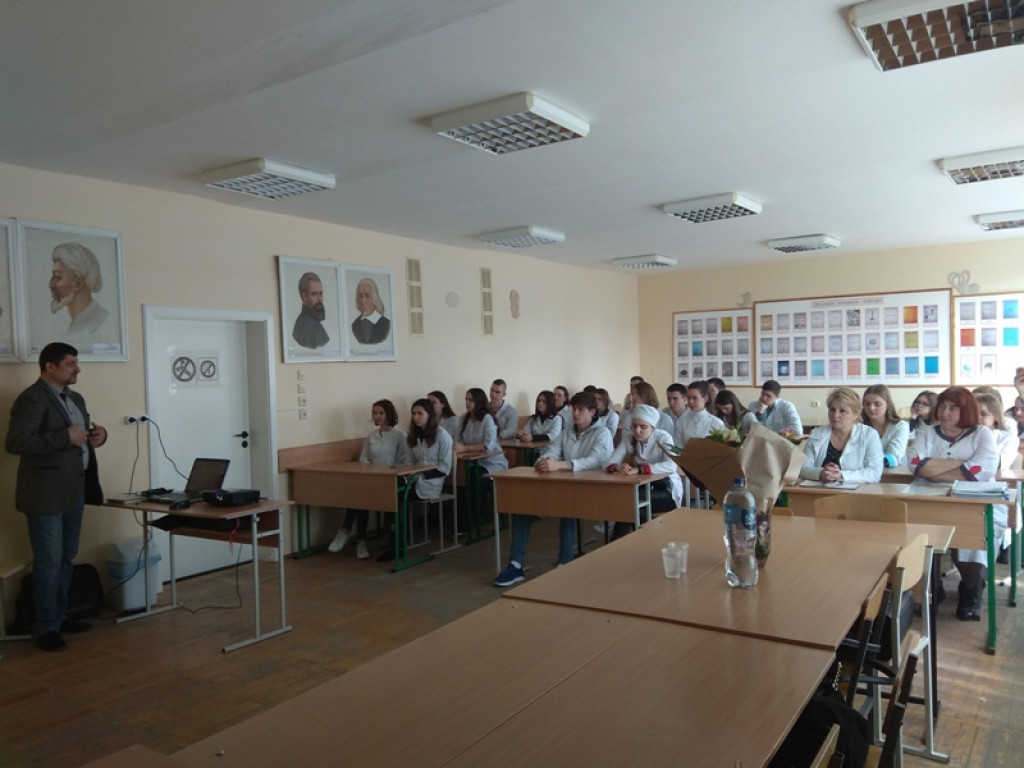 Засідання у рамках міського проекту «Дискусійного Клубу Полтава»