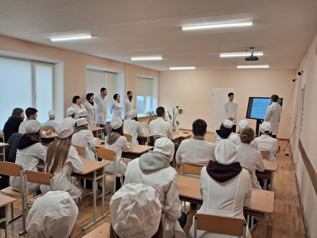 Засідання студентської наукової групи.