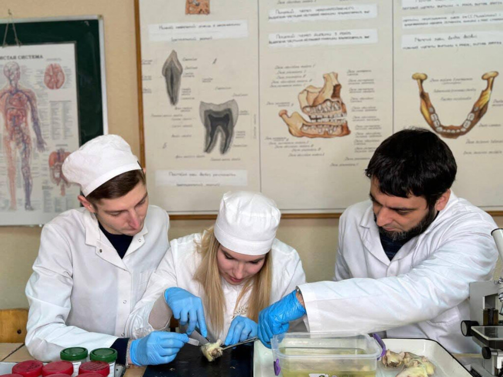 Оголошуємо про наступне засідання СНГ кафедри анатомії людини в новому навчальному році!🗣