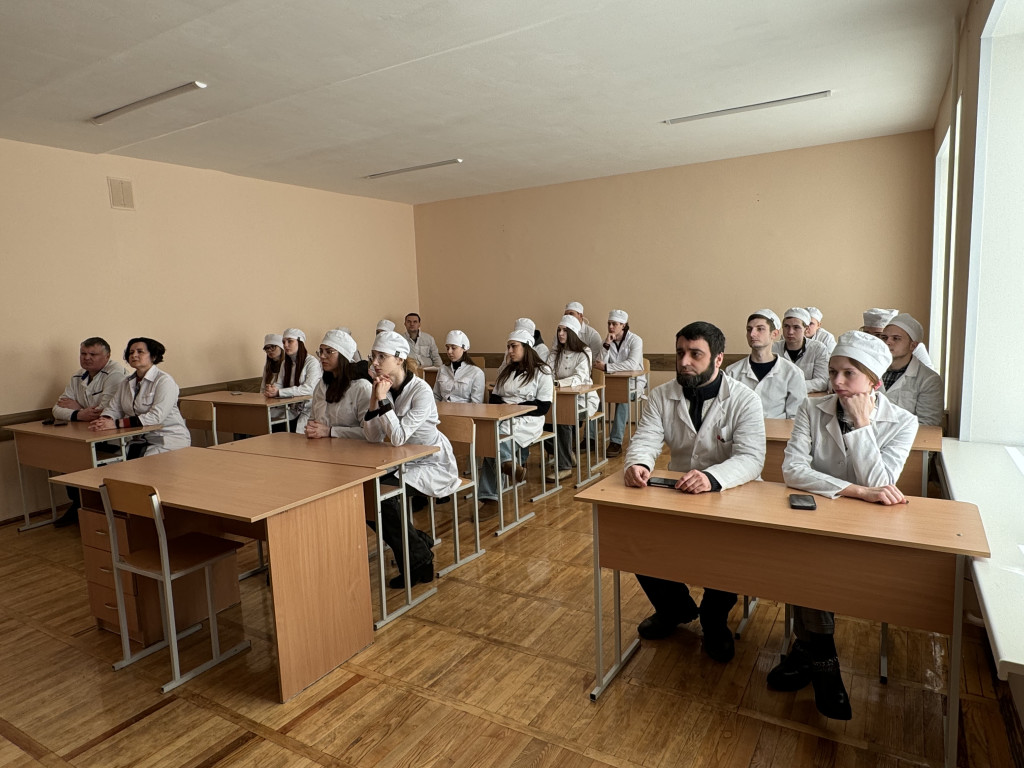 Підготовка до IMEDSCOP 2025: доповідь про препарування сльозових залоз щура