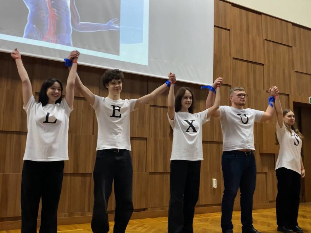 Брейн-ринг «Макро-мікро»