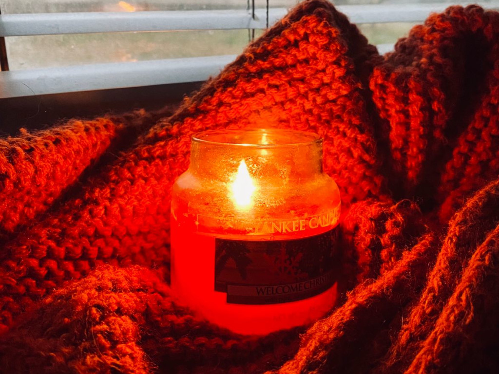 Традиційно в Україні проводять акцію «Запали свічку пам’яті».