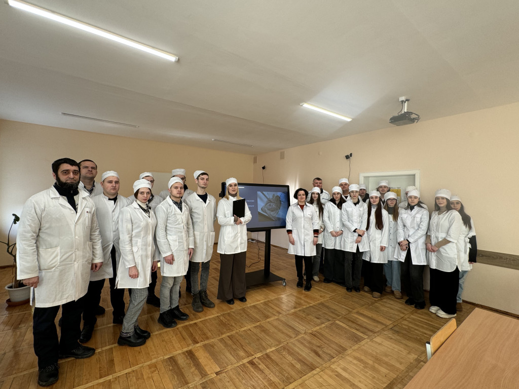 Підготовка до IMEDSCOP 2025: доповідь про препарування сльозових залоз щура