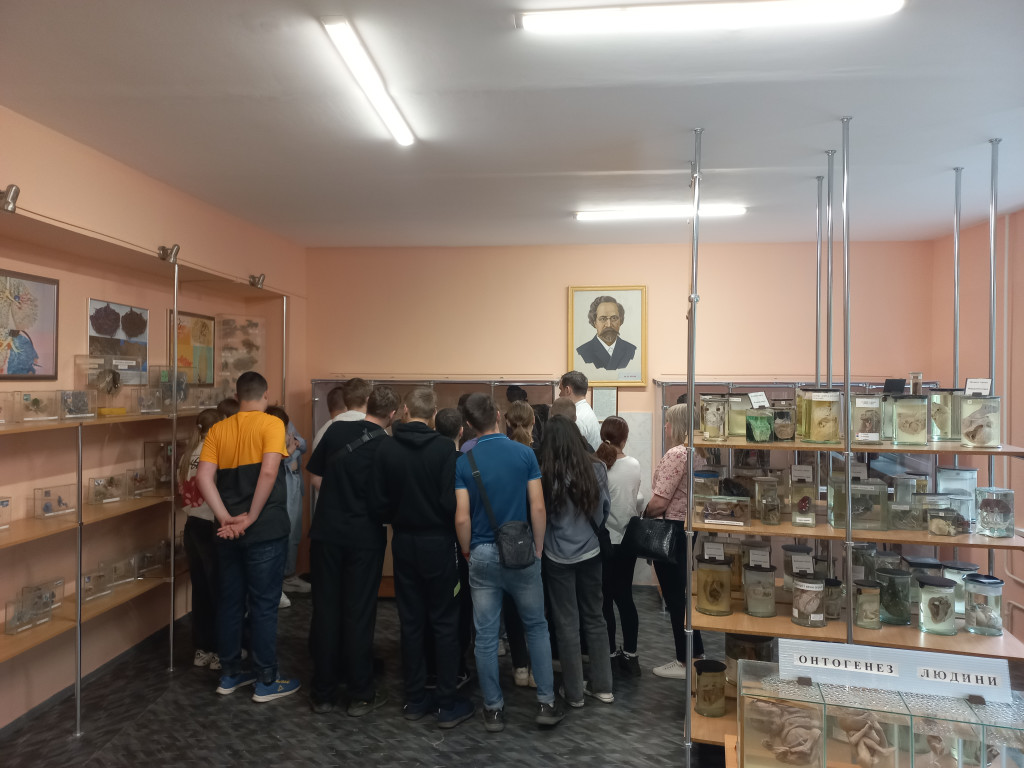 Екскурсія для учнів 9 класу Гімназії №15 Полтавської міської ради.