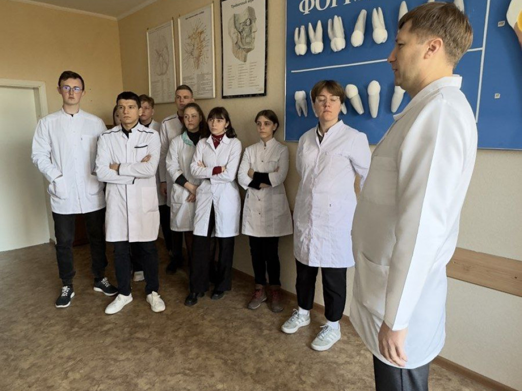 Студенти-медики досліджують анатомію в нових вимірах: бінарне заняття з використанням комплексу "Оніко"