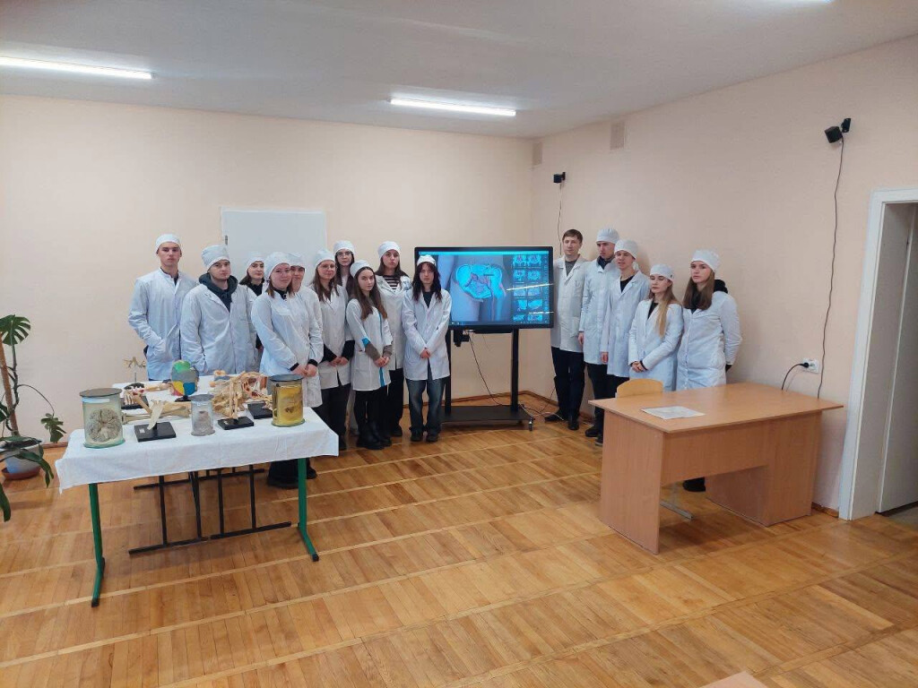 Впровадження імерсивних технології в освітній процес під час практичних занять.