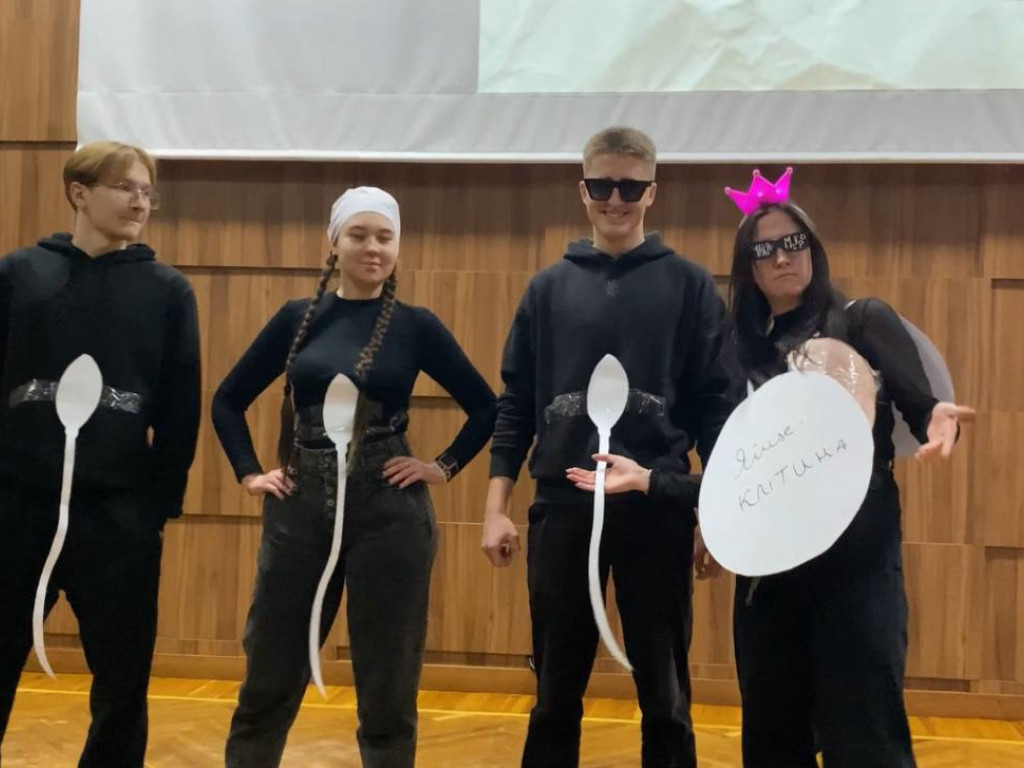 Брейн-ринг «Макро-мікро»