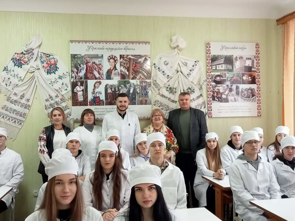 В ПДМУ провели міжкафедральне заняття з нагоди Дня української писемності та мови