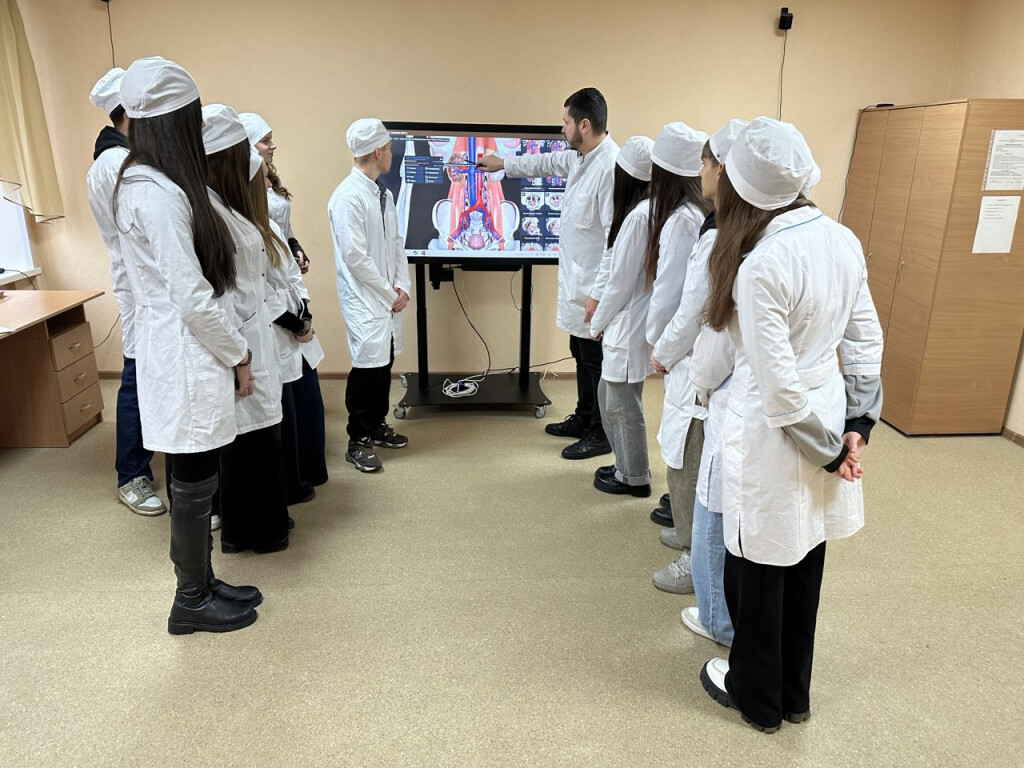 Імерсивні технології в дії: інтерактивні столи «Оніко» в освітньому процесі кафедри анатомії людини