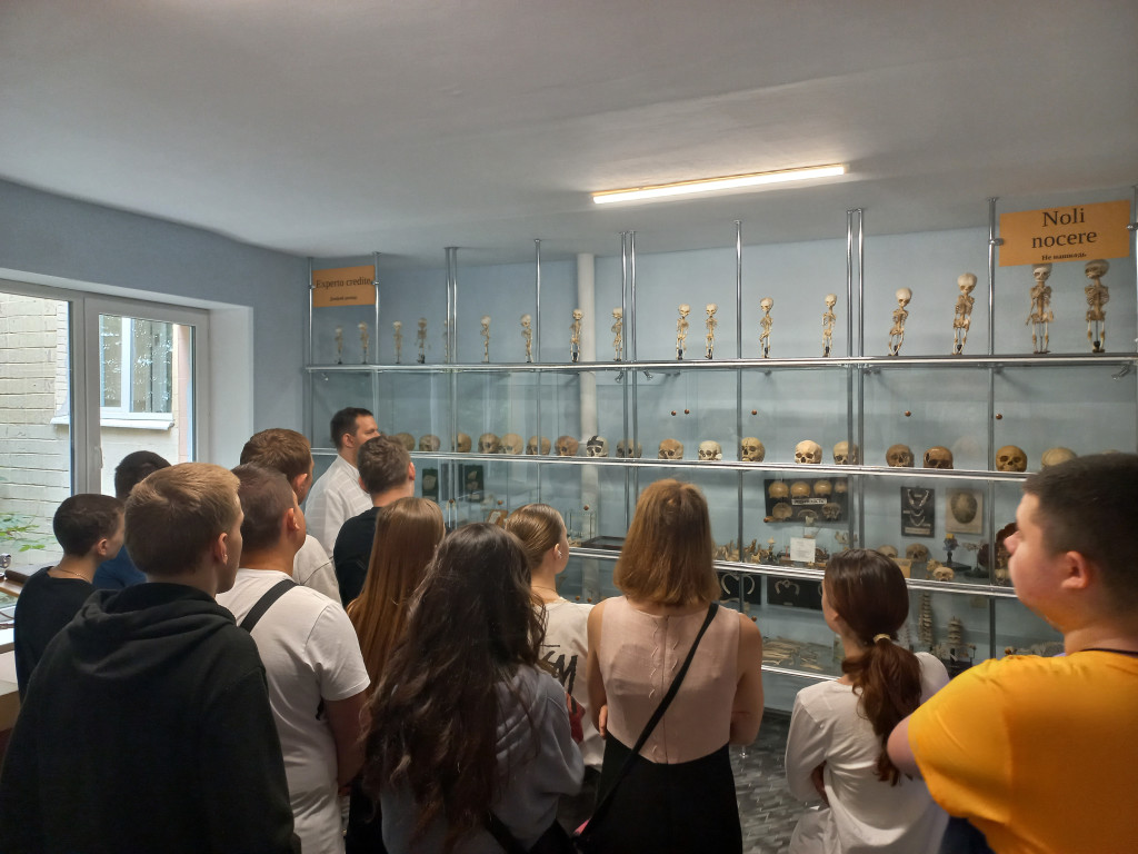 Екскурсія для учнів 9 класу Гімназії №15 Полтавської міської ради.