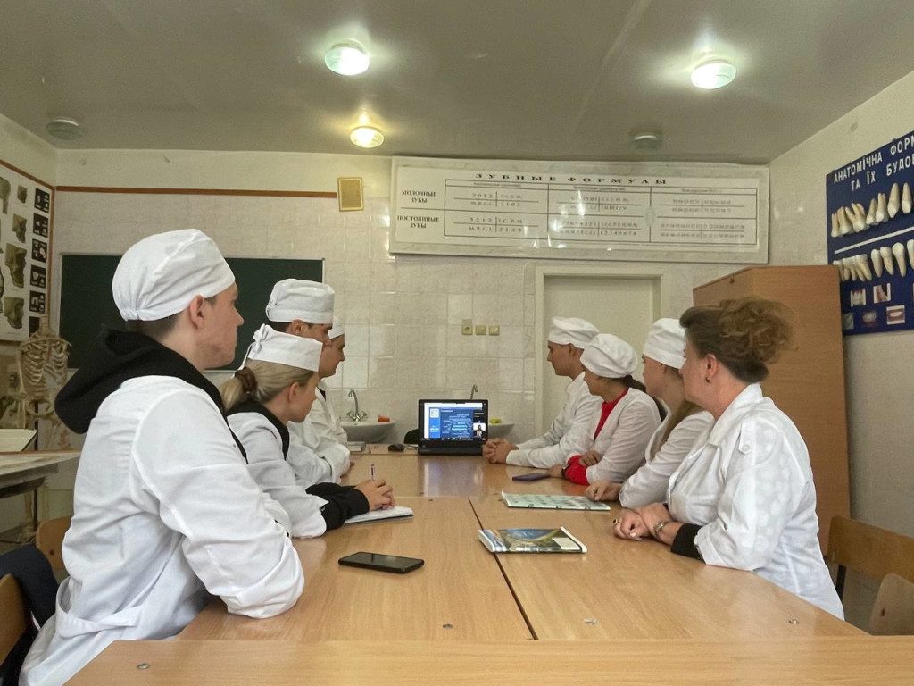 Професорсько-викладацький склад кафедри анатомії людини разом із студентами прийняли участь у публічному заході «Прозоре навчальне середовище».