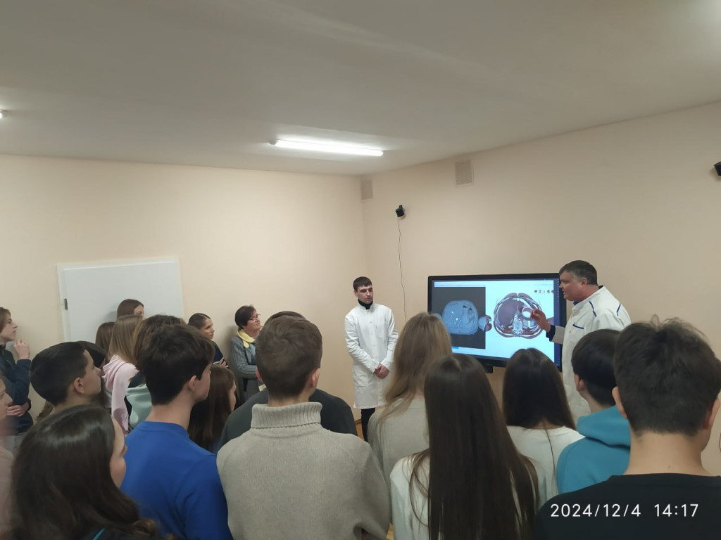 Від музею анатомії до VR-реальності: учні наукового ліцею №3 відкрили світ медицини на базі ПДМУ