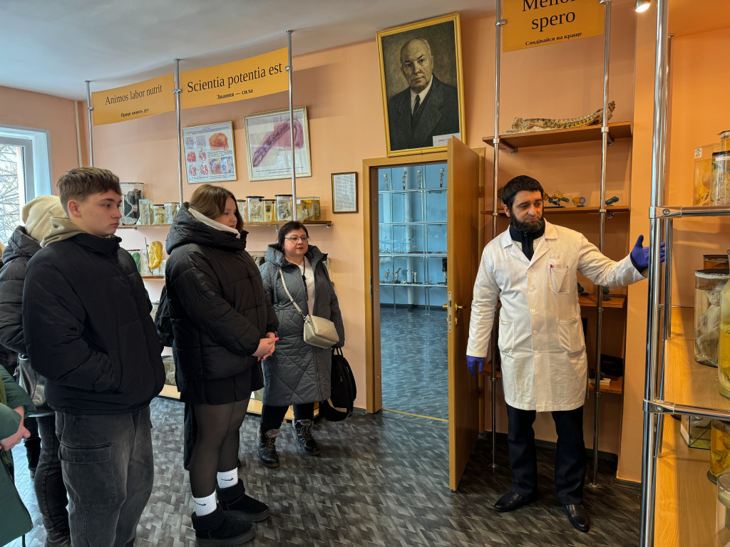 Комплекс екскурсій ознайомлення з медичною культурою для інших інститутів.