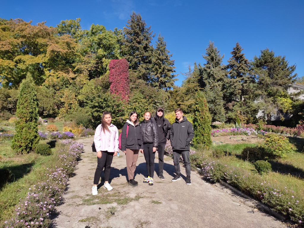 Ботанічний сад перлина Полтавщини