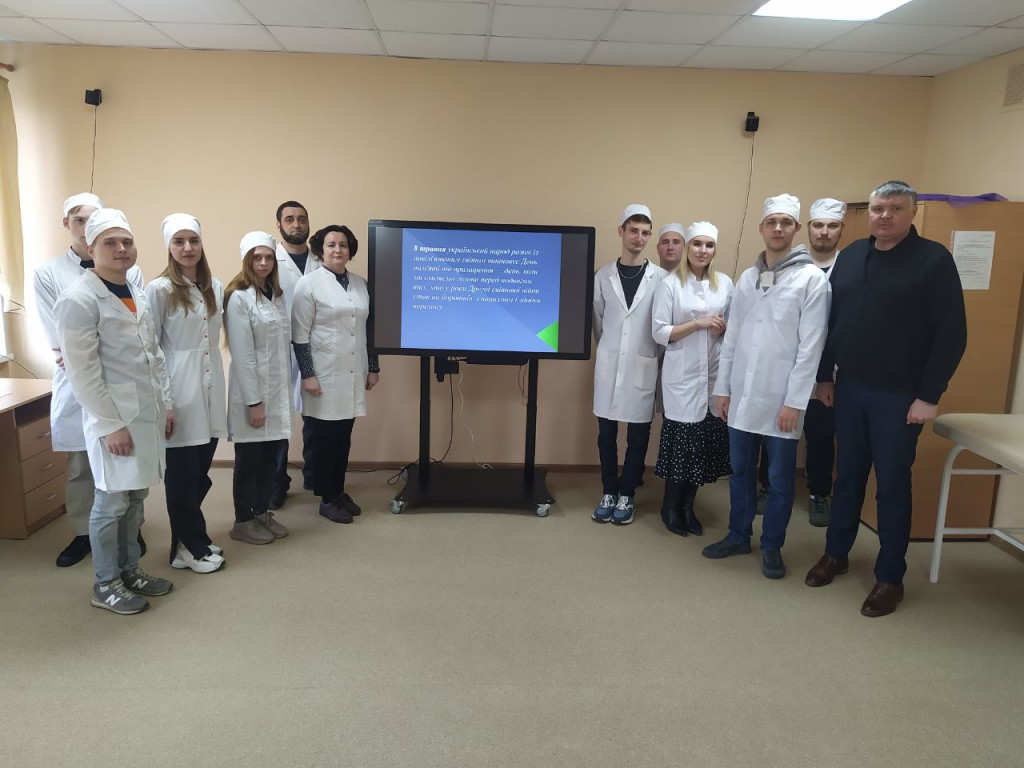 8 травня український народ разом із цивілізованим світом вшановує День пам’яті та примирення