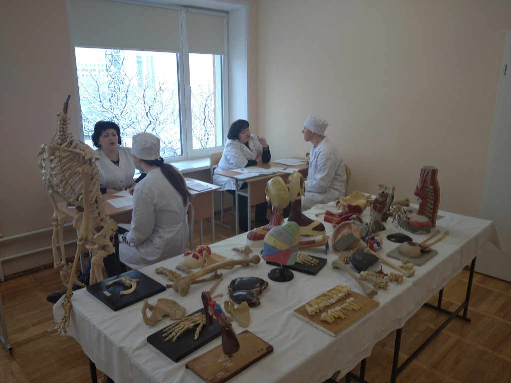 ІСПИТИ В МЕДИКІВ